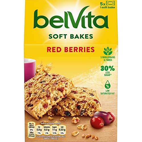 Belvita Breakfast Biscuits Soft Bakes Red Berries Cereal Bars with 5 Wholegrains & Fibres 250 g (Pack of 1)