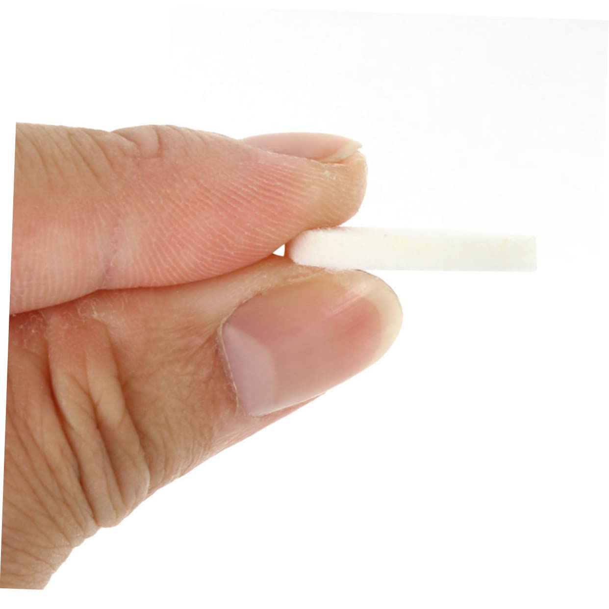 NULYLU 120Pcs Cotton Pads for Essential Oil Diffuser Safe Accessory Compact Refill Pads for Locket for Sensitive Skin and Use