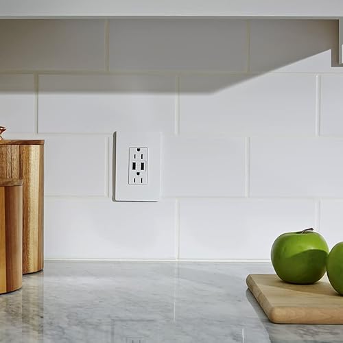 Miniatura 5 de Legrand Radiant TM826USBWPW - Receptáculo de salida dúplex resistente a manipulaciones de 15 amperios con cargador USB tipo A de 3.1 A y placa de