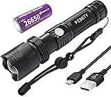 【Taschenlampe Led】: PEBETY Taschenlampe mit einer hohen Leistung von bis zu 10000 Lumen. Er erzeugt ein helles, großflächiges Spotlicht oder einen perfekt fokussierten Spot. Ein 100-Quadratmeter-Raum kann problemlos ausgeleuchtet werden, Sie können auch Objekte in bis zu 1000 Fuß Entfernung fokussieren. Diese Leuchte eignet sich auch hervorragend als Notleuchte, die Sie in Ihrem Auto für nächtliche Reifenwechsel etc. aufbewahren können, oder als Reserveleuchte bei Stromausfall.