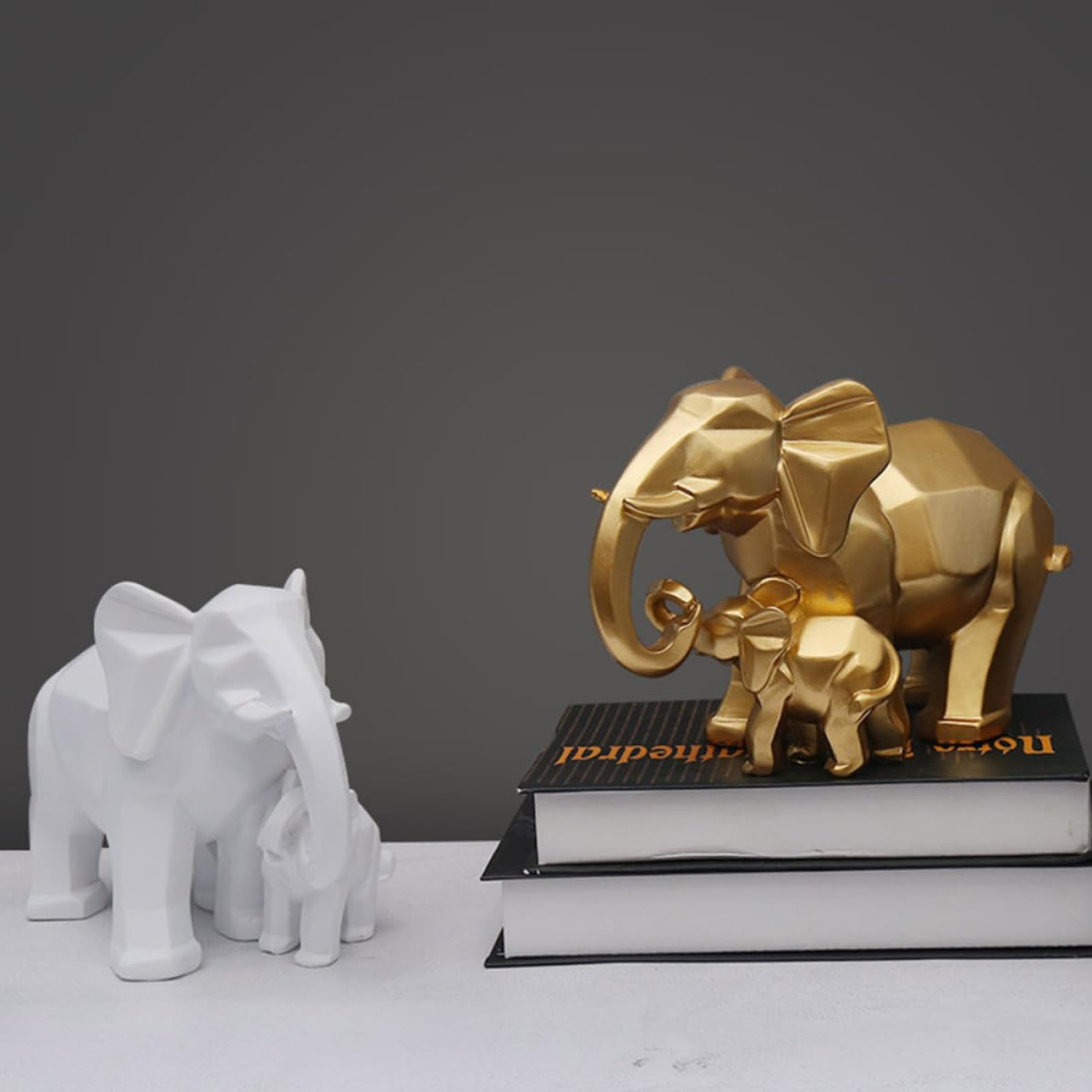ifundom Figura de Resina Dorada de Elefante para Escritorio en Oficina y Jardín, Diseño Vívido para Uso Familiar