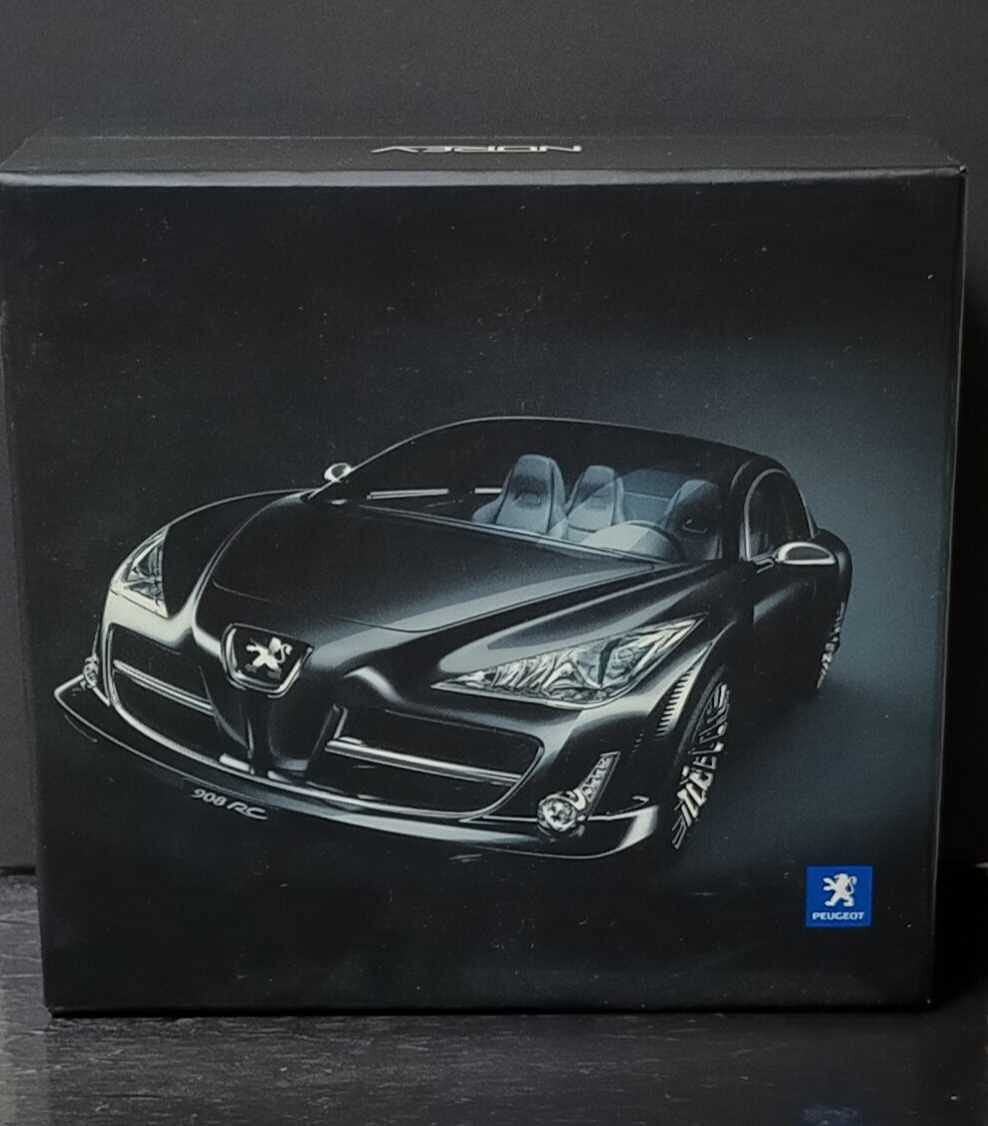 Amazon.co.jp: 絶版品 ノレブ 1/43 プジョー908 RC コンセプトカー