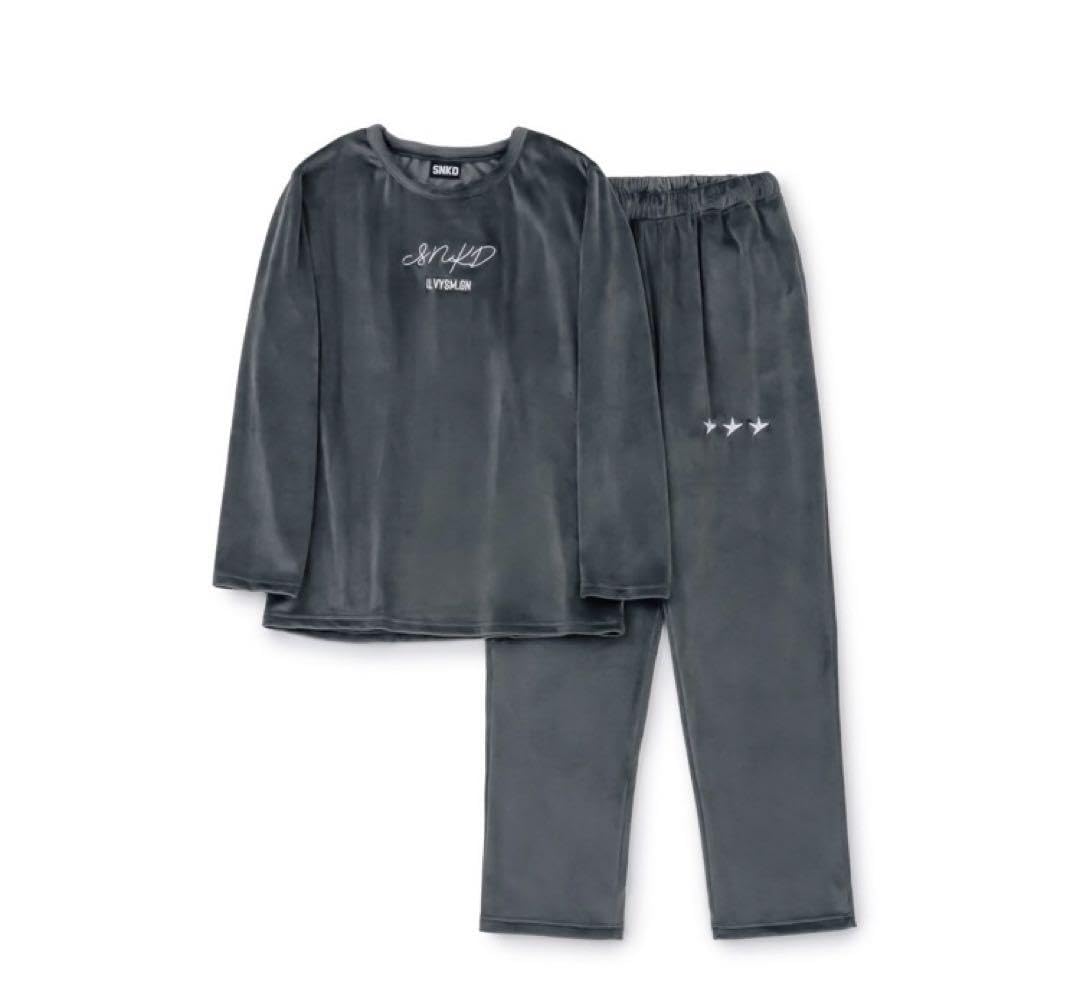 SNAKED LOWS セットアップ Amazon.co.jp: SNAKED LOWS SETUP VELOUR : Clothing, Shoes & Jewelry