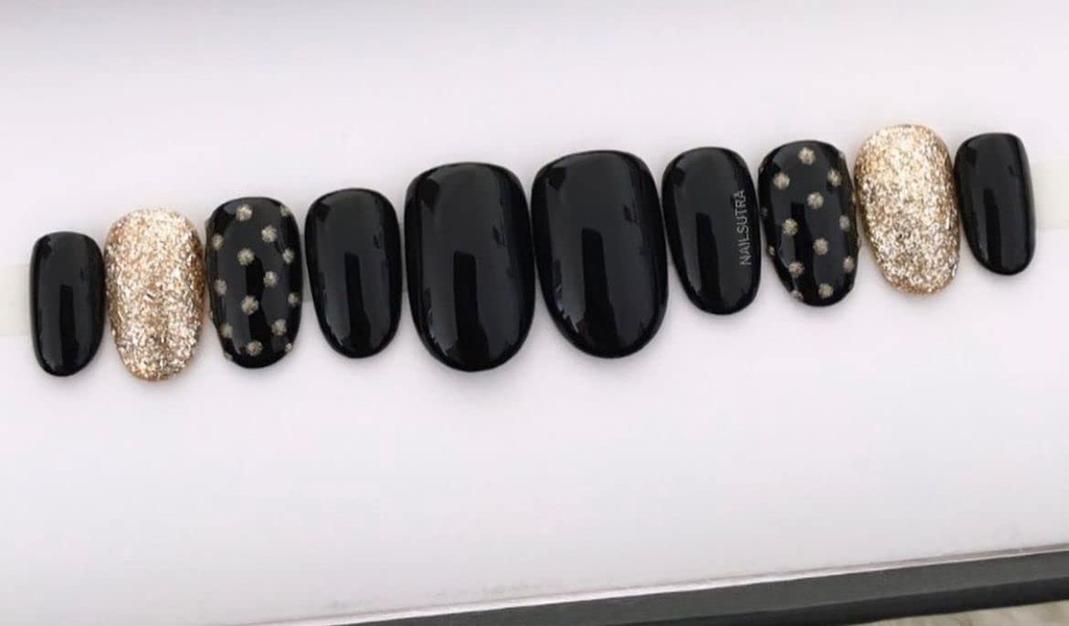 AMOK STORE Glossy Light Design Press On Nails Set | Artificial False Nails | Black & Golden Glossy Finish | Reusable Stick On Nail Extensions for Women & Girls | Pack of 12-image-16