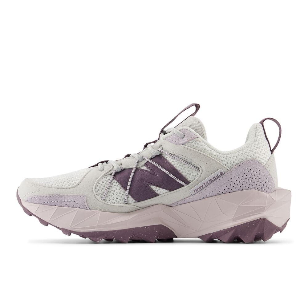New Balance Women's Dynasoft Tektrel V1 Suede Trail Running Shoe