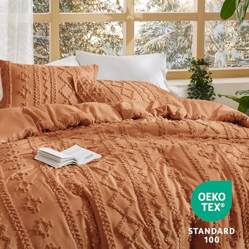Bedsure Tufted Boho Comforter Set Queen Size - Pumpkin Boho Bed Set, GentleSoft™ 3 Pieces Farmhouse Shabby Chic Embroidery Bedding, Gifts for Woman, Soft Jacquard Queen Comforter for All Seasons