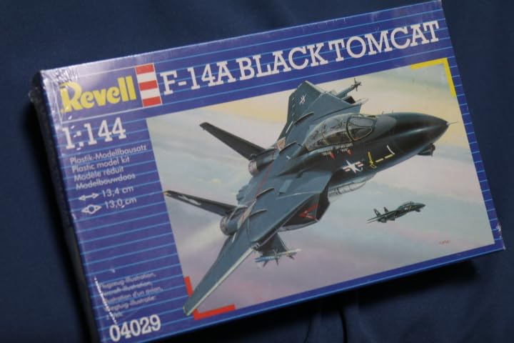 hogan 1/80 F-14A Tomcat VX-4 ブラックバニー 1/80 F-14A トムキャット アメリカ海軍 第4航空試験評価飛行隊