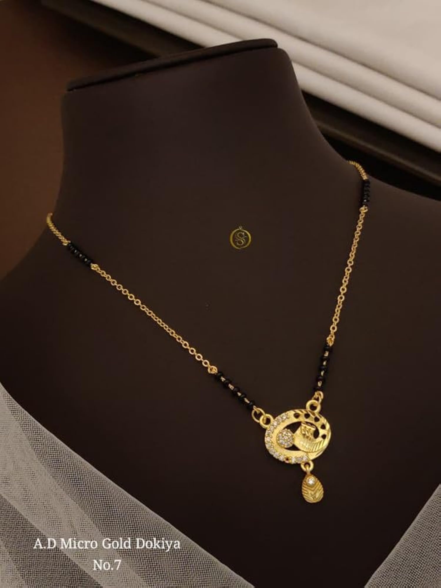 Diamond-Studded Mangalsutra Necklace with Black Beads