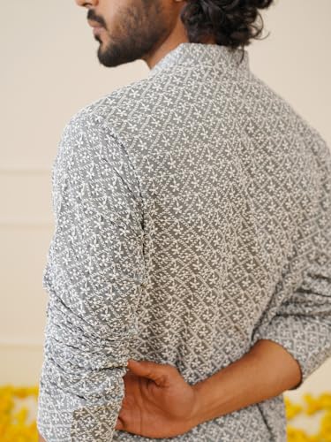 Image of Jompers Men Chikankari Embroidered Kurtas|Cotton|Regular Fit