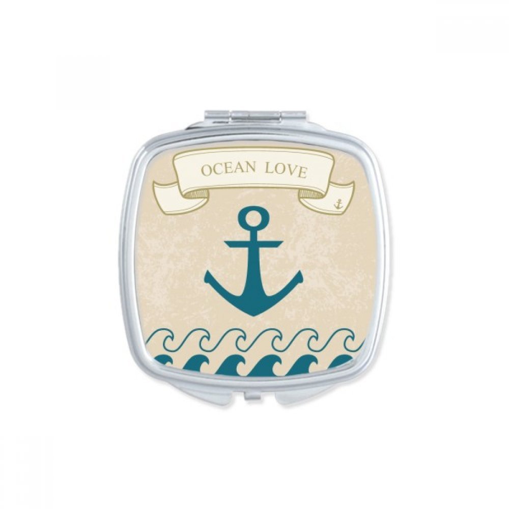 Miroir de poche de maquillage pour des retouches rapides lors de vos sorties en mer