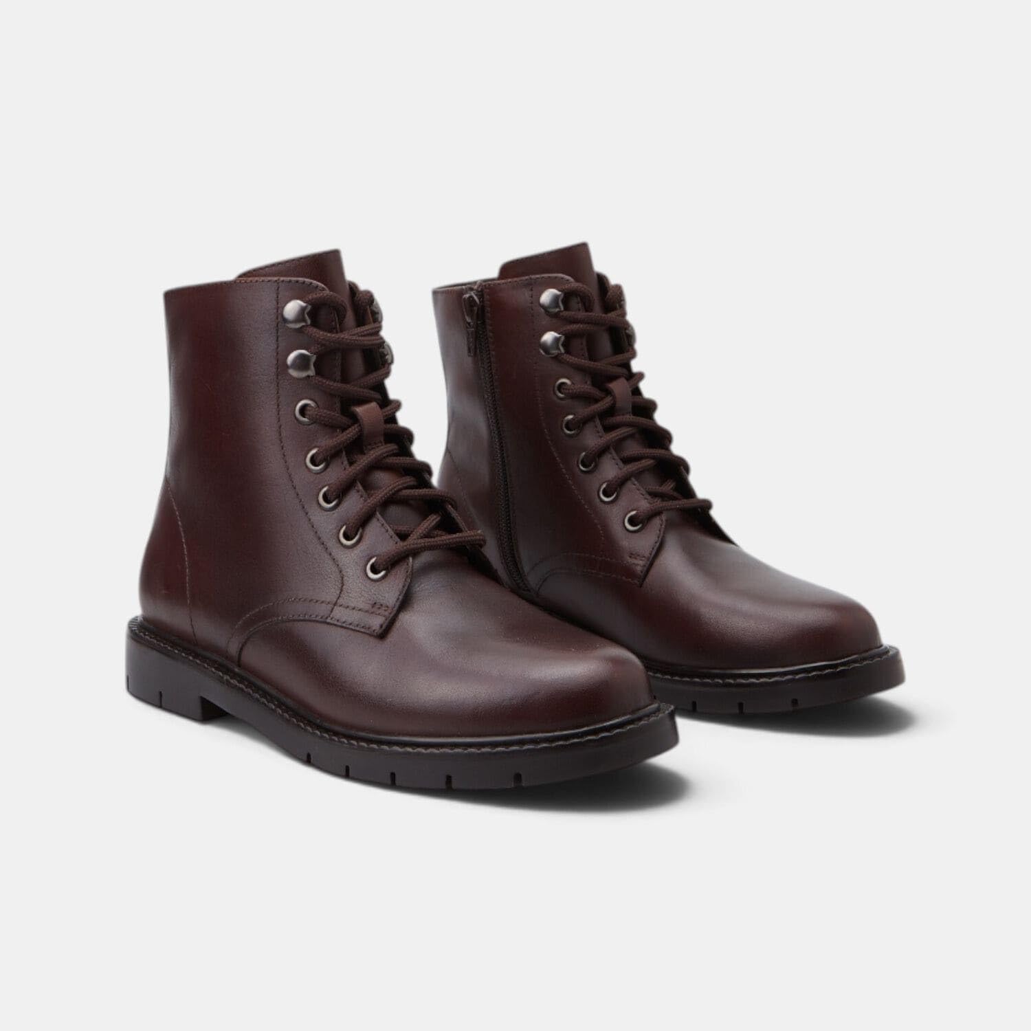 BATA Stivaletto Stringato in Pelle da Donna Elegante e Comodo