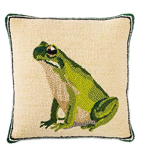 Plow & Hearth Washable Indoor/Outdoor Frog Hooked Throw Pillow, Finely Detailed, All-Weather, Natural Colors, Durable Polypropylene/Poly-Canvas Cover, Easy To Clean, Machine Washable, 18" Sq. #TOP6