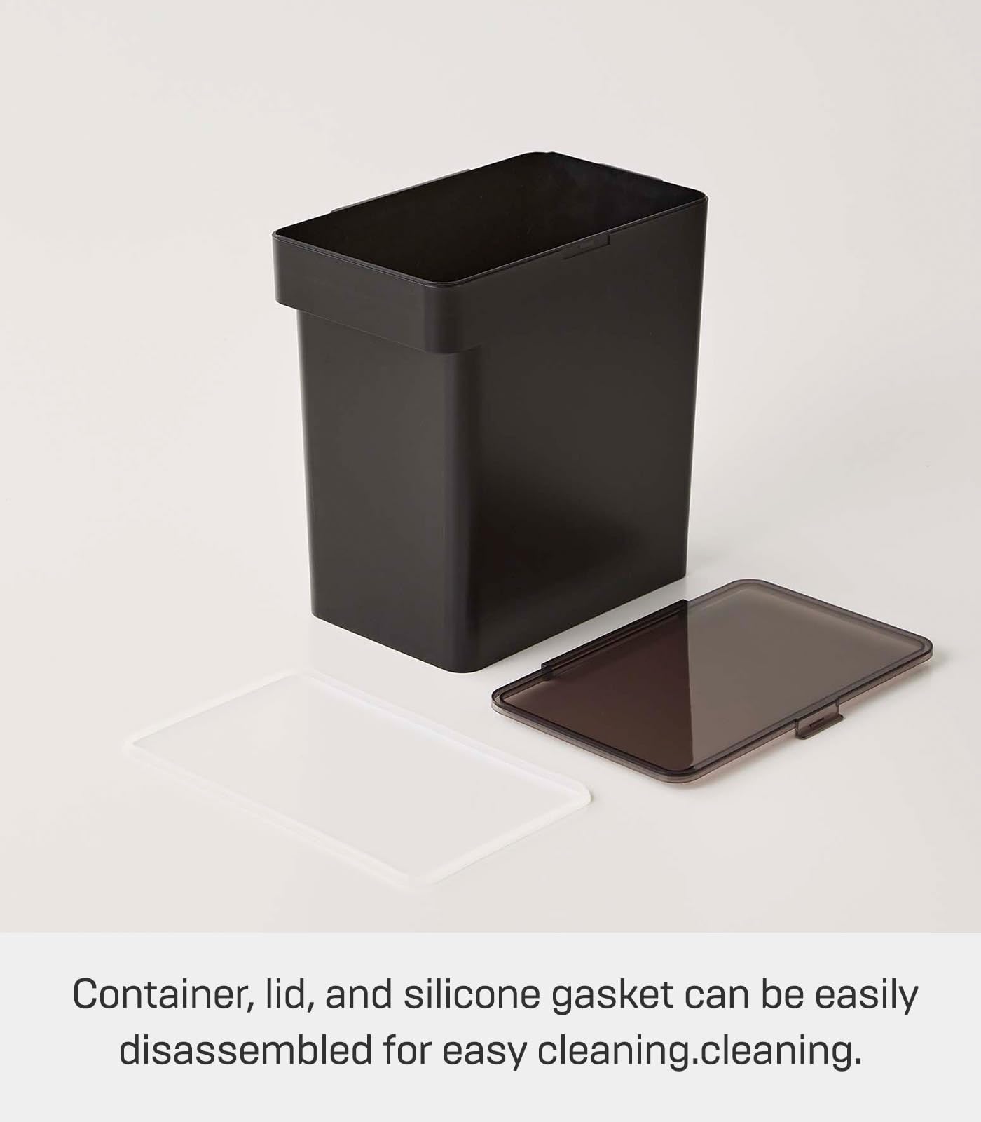 YAMAZAKI Home Tower - Contenedor hermético de almacenamiento de alimentos para mascotas, contenedor de comida para gatos y perros con tapa transparente y asa, grande, plástico ABS, 15 libras, 3.17