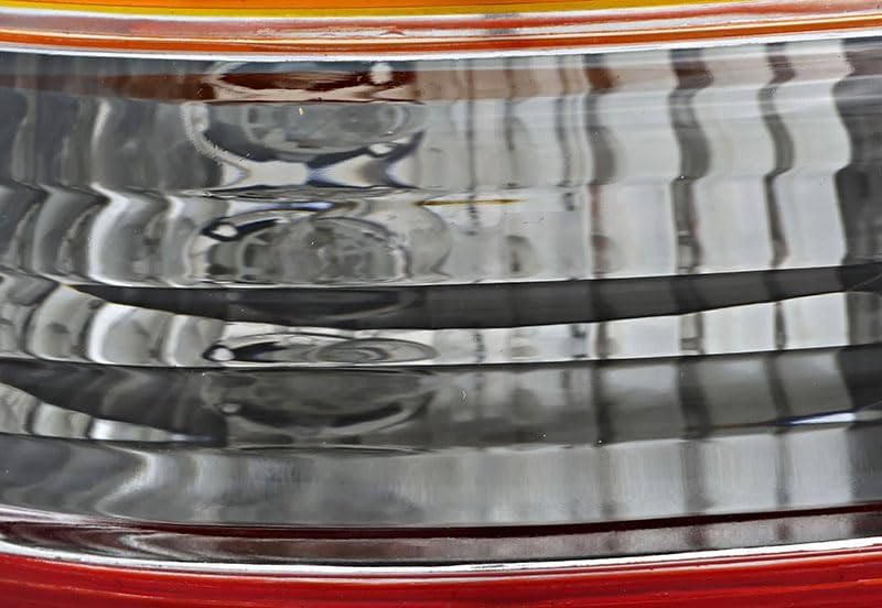 For Toyota Tacoma Tail Lights Lamps Set 2001 2002 2003 2004 Driver and Passenger Side