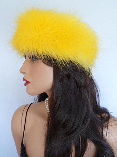 yellow fur collar
