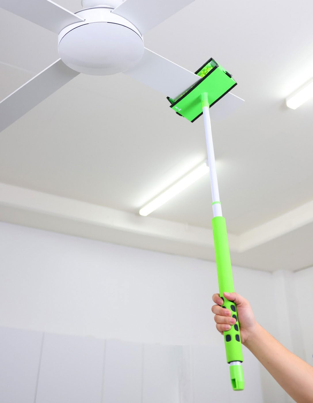 Ceiling Fan Dust Trapper Traps DUST Like A Cleaning Tools