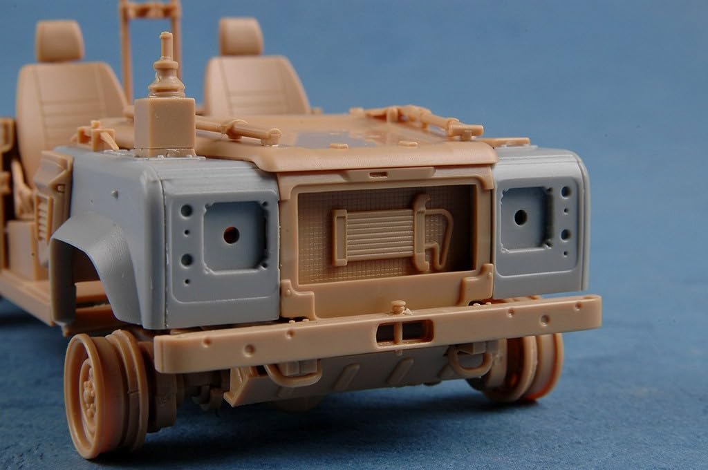 HobbyBoss 82446 Land Rover Wolf WMIK - Jeep Militar en Miniatura (Escala 1:35)