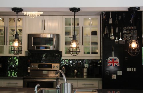 Wall Control Stecktafel-Organizer für die Küche, Töpfe und Pfannen, Stecktafel, Aufbewahrungs- und Organisationsset mit schwarzer Wandtafel und rotem Zubehör