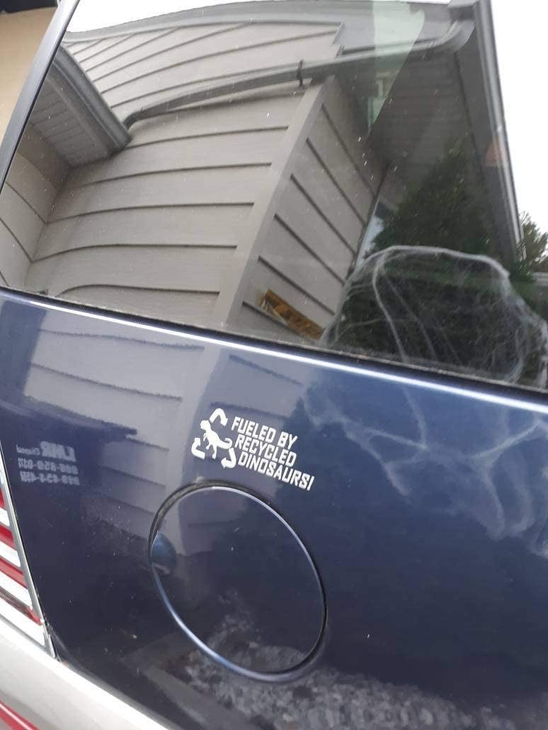 Recycle Sticker Large FUELED BY RECYCLED DINOSAURS Funny Bumper - Foto 8