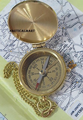 Brújula NauticalMart Thoreau con cadena de latón y cita inspiradora miniatura 4