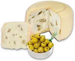 Queijo Minas Meia Cura Recheado com Requeijão e Azeitona - 450g