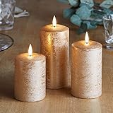 Eleganz - Die 15 / 12,5 & 10cm hohen und 7,5 cm breiten LED Kerzen sind von Hand mit echtem Kerzenwachs in der Farbe Metallic-Kupfer übergossen.