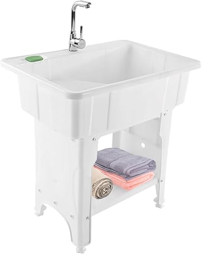 Fregadero de plástico blanco independiente con tabla de lavadero, fregadero para interiores y exteriores con grifo de agua fría y caliente de acero