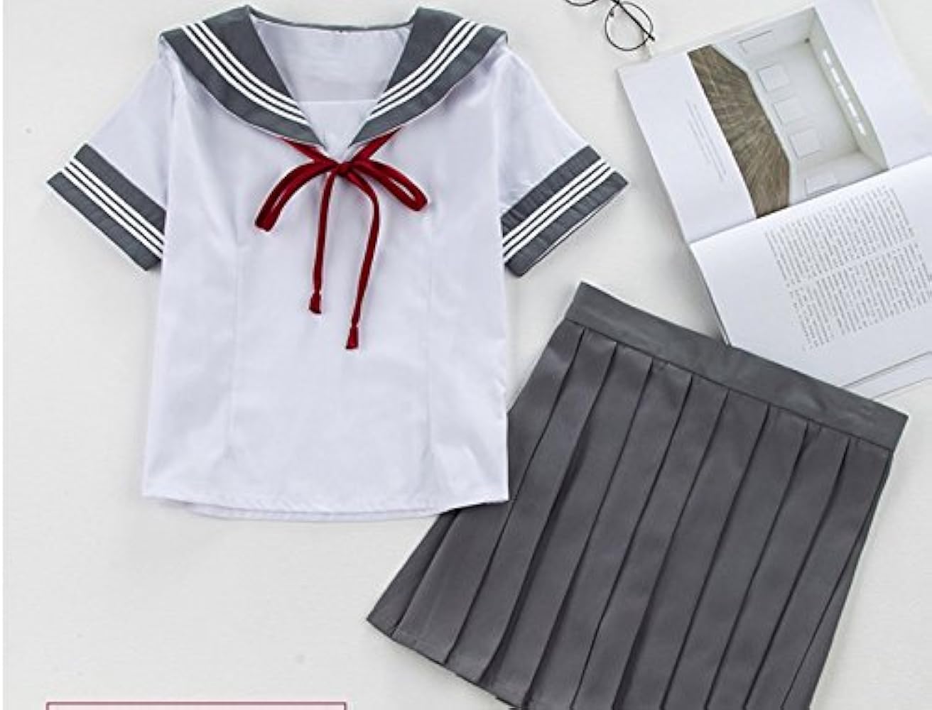 Amazon.co.jp: [SUNLIKE] セーラー服コスプレ①Lサイズ 本物制服
