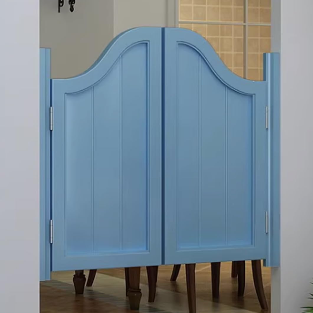 Portes battantes en bois massif sur mesure avec charnières à fermeture automatique pour cuisine