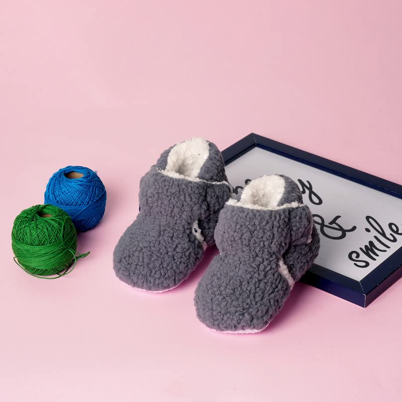 CHIU Present New Born Baby Bootie Shoes white woolen fur Boys & Girls Printed blue Booties 2 51 DmmzBPDL