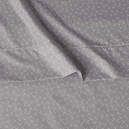 Image of Amazon Basics Lightweight Wrinkle Free Breathable Microfiber 4 Piece Bed Sheet Set with 14-Inch Deep Pockets - Queen, Grey Arrows, Printed