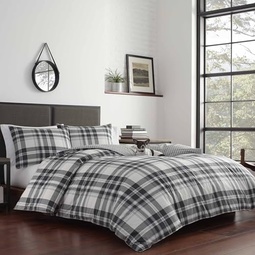 Image of Eddie Bauer - Queen Comforter Set, Reversible Cotton Bedding with Matching Shams, Plaid Home Decor for All Seasons (Timbers Green, Queen)