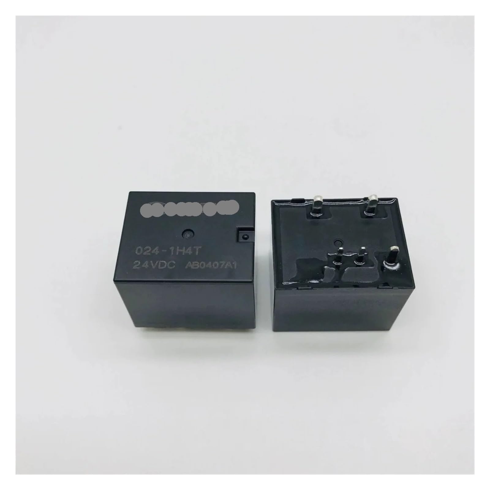 HFKP-024-1H4T 24VDC relais de puissance 5-pin 45A pour camion