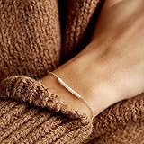 Leiothrix Modern Simple Alloy Pearls Bracelet for Women and Girls on Any Occasion