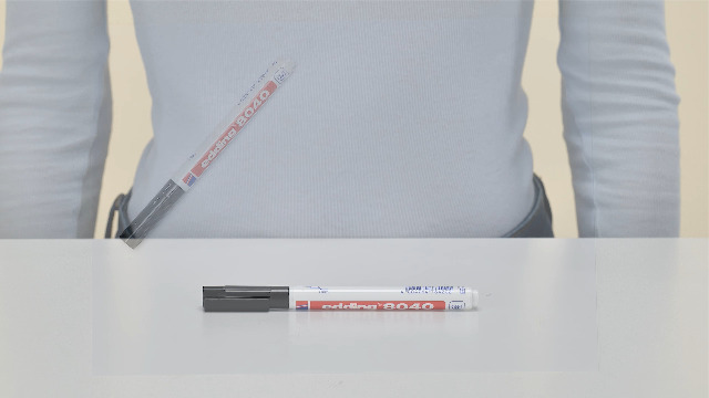 Pennarello Per Tessuti Edding 8040 - Rosso, Punta 1mm, Inchiostro Lavabile A 95&deg;C - Per Contrassegnare Indumenti