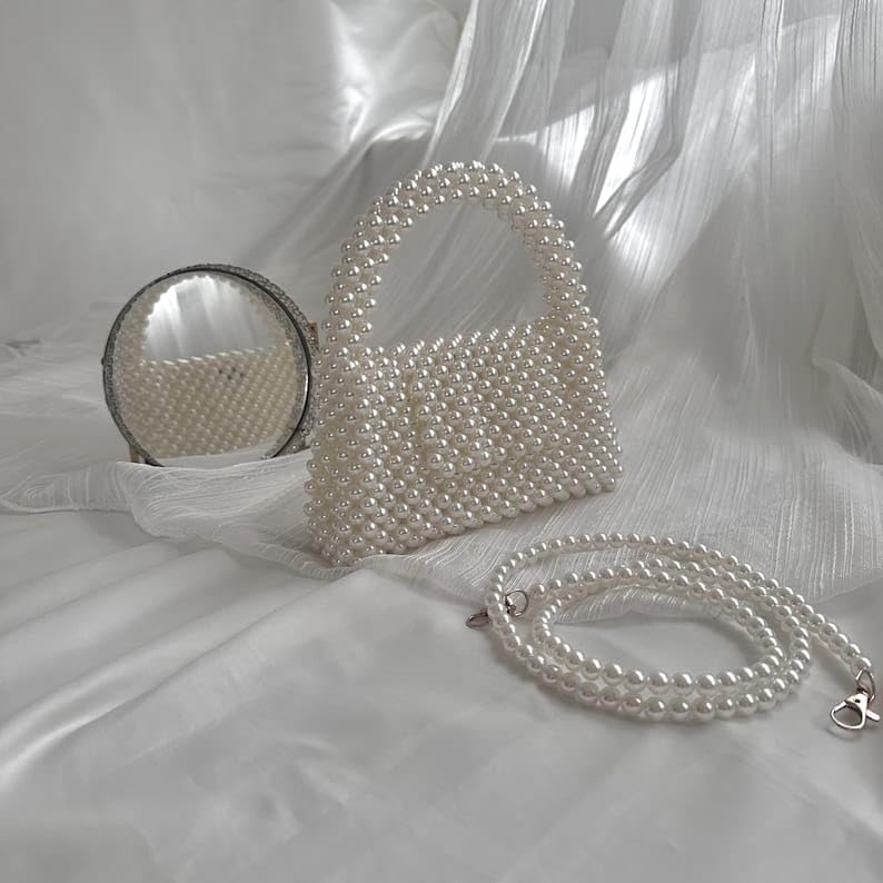 Image of Elegant Pearl Heart Shaped Evening Bag, Handmade Beaded Mini Handbag, White Fashion Clutch Purse for Women and Girls