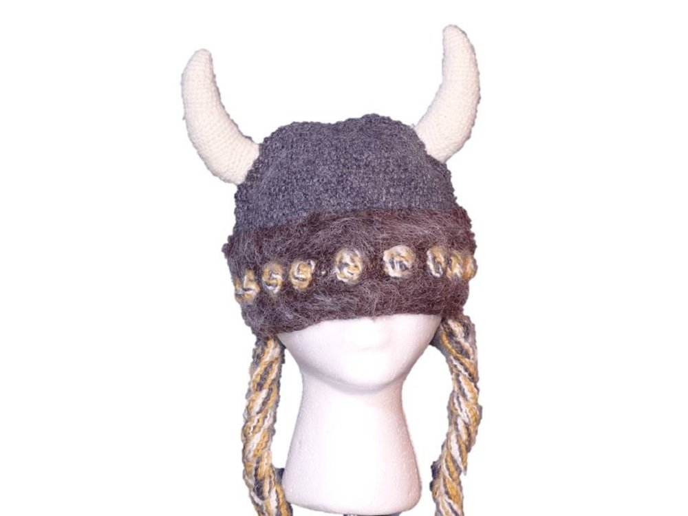 Viking Hat with Horns and Braids - Handmade 100% Peruvian Highland Wool - Gray