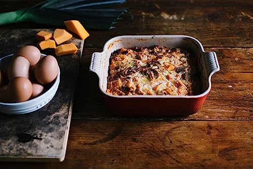 Le Creuset Stoneware Heritage Square Dish, 3 qt. (9"), Cerise - Thumbnail 4