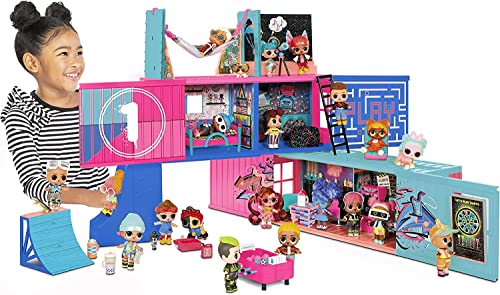 LOL SURPRISE FASHION SHOW HOUSE