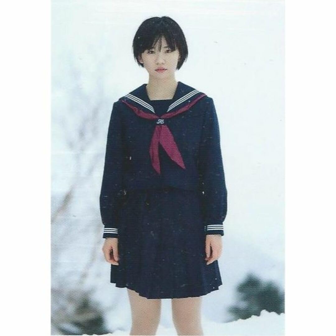 Amazon.co.jp: 竹内詩乃 初写真集 『 内緒 』セブンネット限定