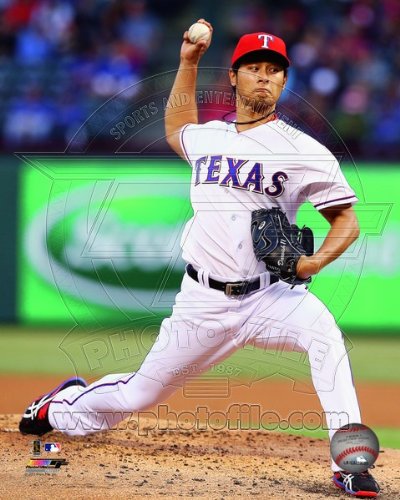 MLB Yu Darvish Texas Rangers 2013 Action Photo 8x10#2