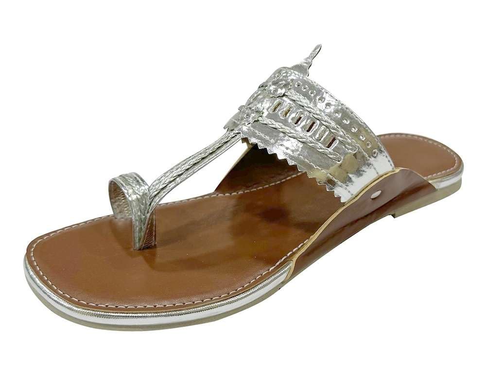 Step n StyleKolhapuri Chappal For Women's Indian Flat Flip Flop Kolhapuri Sandals For Women Ethnic s Casual Mojaris