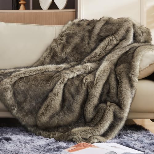 Touchat Luxury Faux Fur Throw Blanket, Super Thick Warm Cozy Grey Blankets for Couch Bed Sofa, Plush Fuzzy Elegant Soft Reversible Mink Blanket for Living Room Bedroom, 50 * 60, Grey