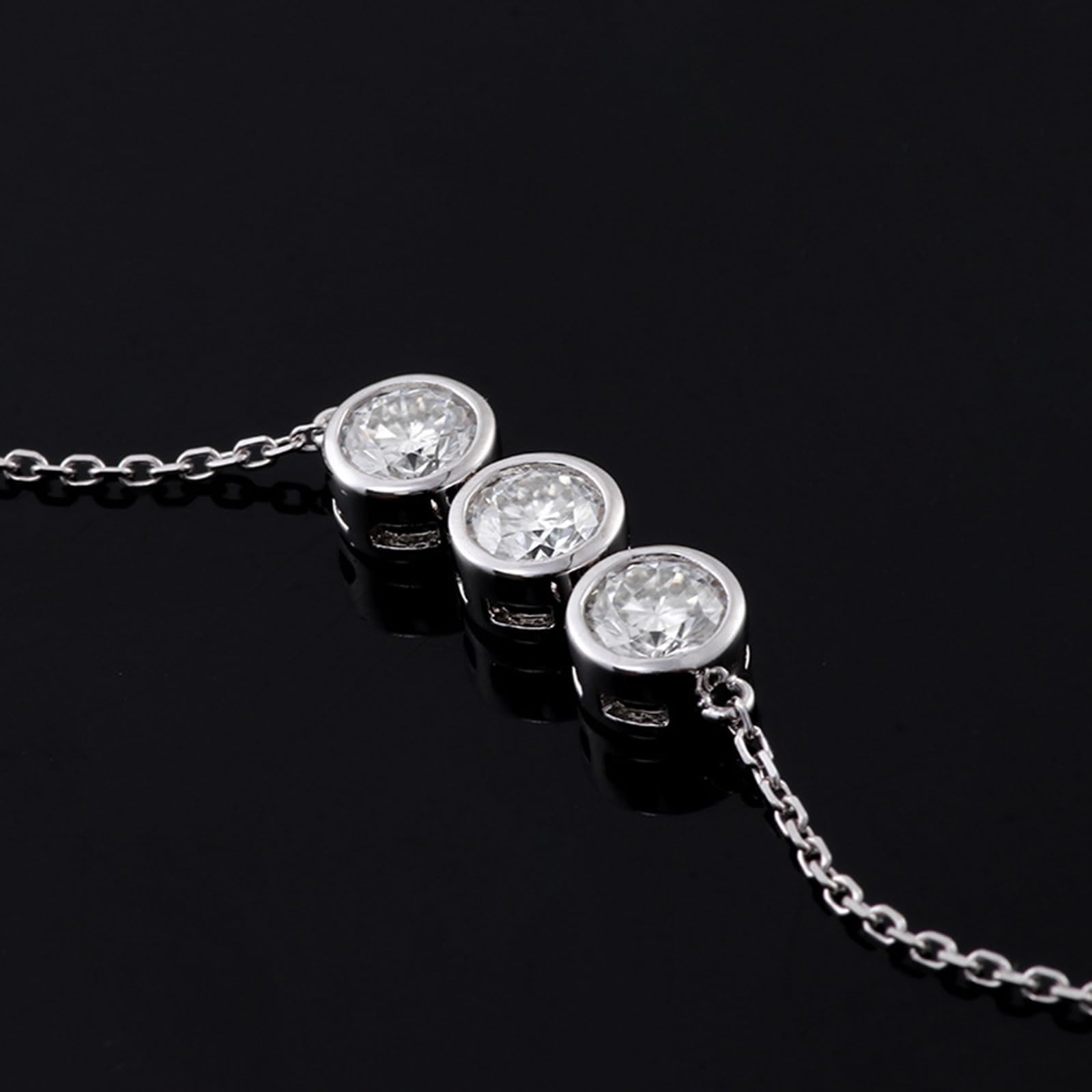 Pulsera de cadena de oro blanco para mujer con moissanita redonda de 4 mm