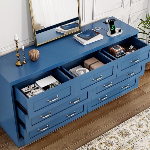 DWVO Farmhouse 7 Drawer Dresser for Bedroom, 31.5 Inch Tall Modern Dresser TV Stand with Large Drawers & Bar Handles, Storage Dressers with Power Outlets, Rustic Wood Chest of Drawers, Blue