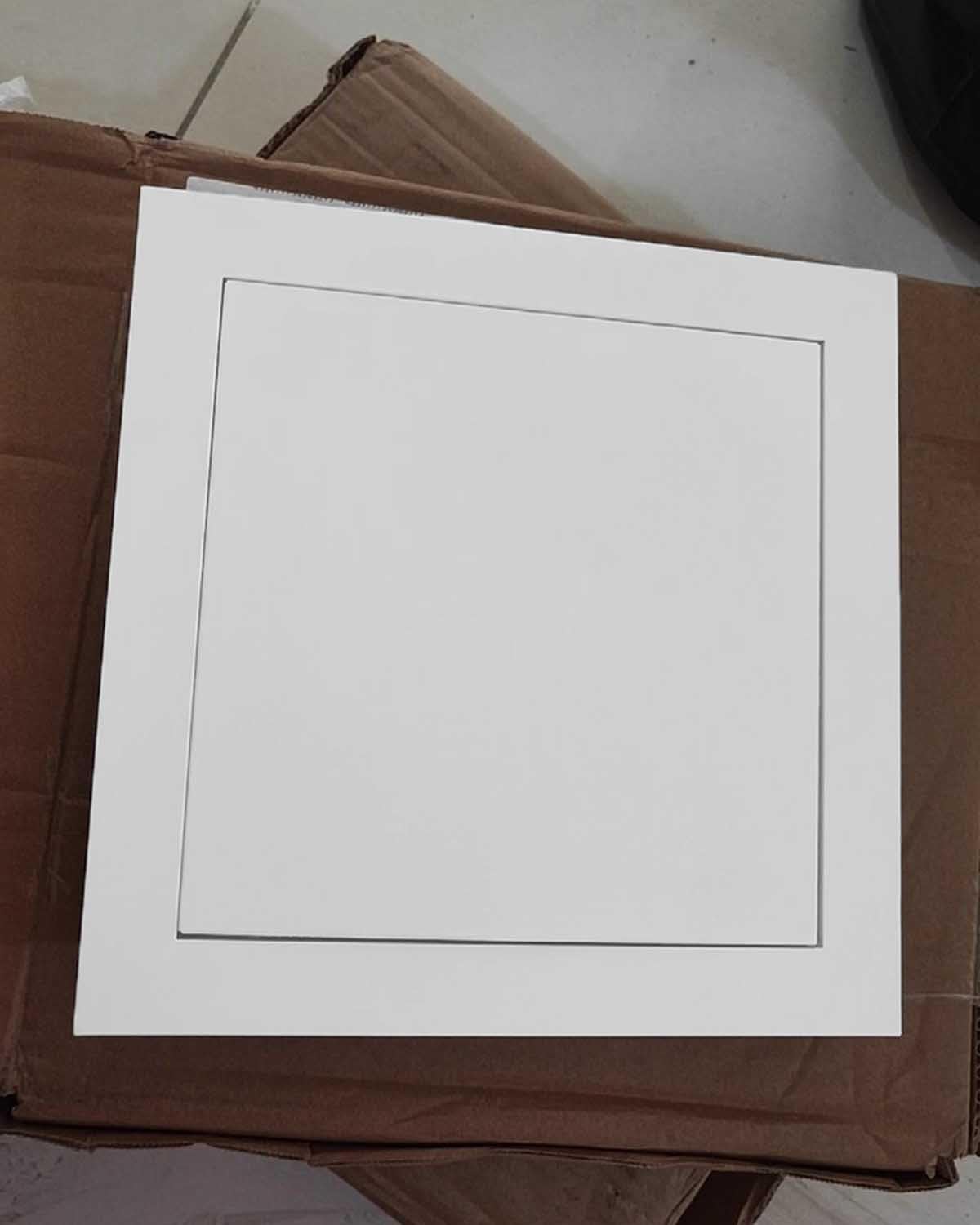 Revisionsklappe Aluminium-Dachbodenluke für Wand und Decke, Wasserdichte Revisionstür, Kriechkellerluken in 200 250 300 350 400 450 500 550 600 mm(White,8x16in(20x40cm))
