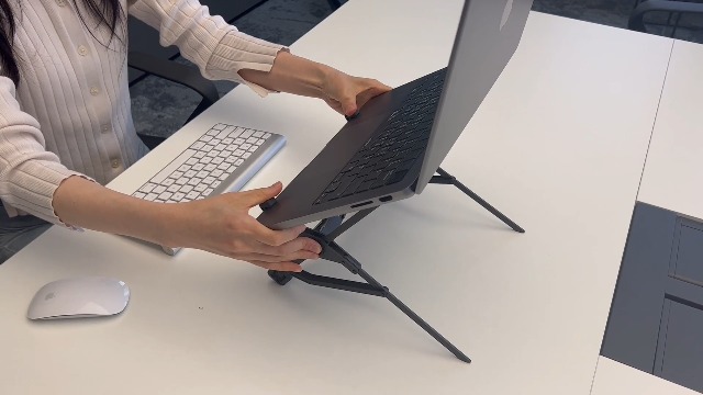 K2 de nummer 1 laptopstandaard | De portable laptop standaard! slechts € 26,95