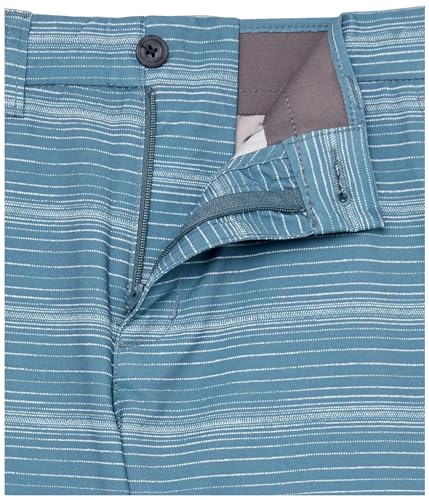 PGA TOUR Boys' Printed Textured Golf Short with Active Waistband3