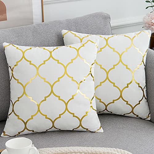 Cheekywares Lot de 2 Housses de Coussin en Velours Confortable Blanc Moderne Doux Carré Décoratif Estampage Or Géométrique Marocain Quatrefoil Taie d'oreiller pour Canapé et Lit 45x 45cm Cover
