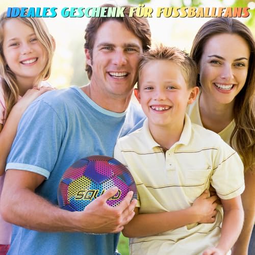 SQUAD Leuchtender Reflektierender Fußball Offizielle Größe 5 Holografisch Leuchtend im Dunkeln Fußball für Drinnen und Draußen - Ideal für Klein & Groß Fußballtraining Nachtspiele